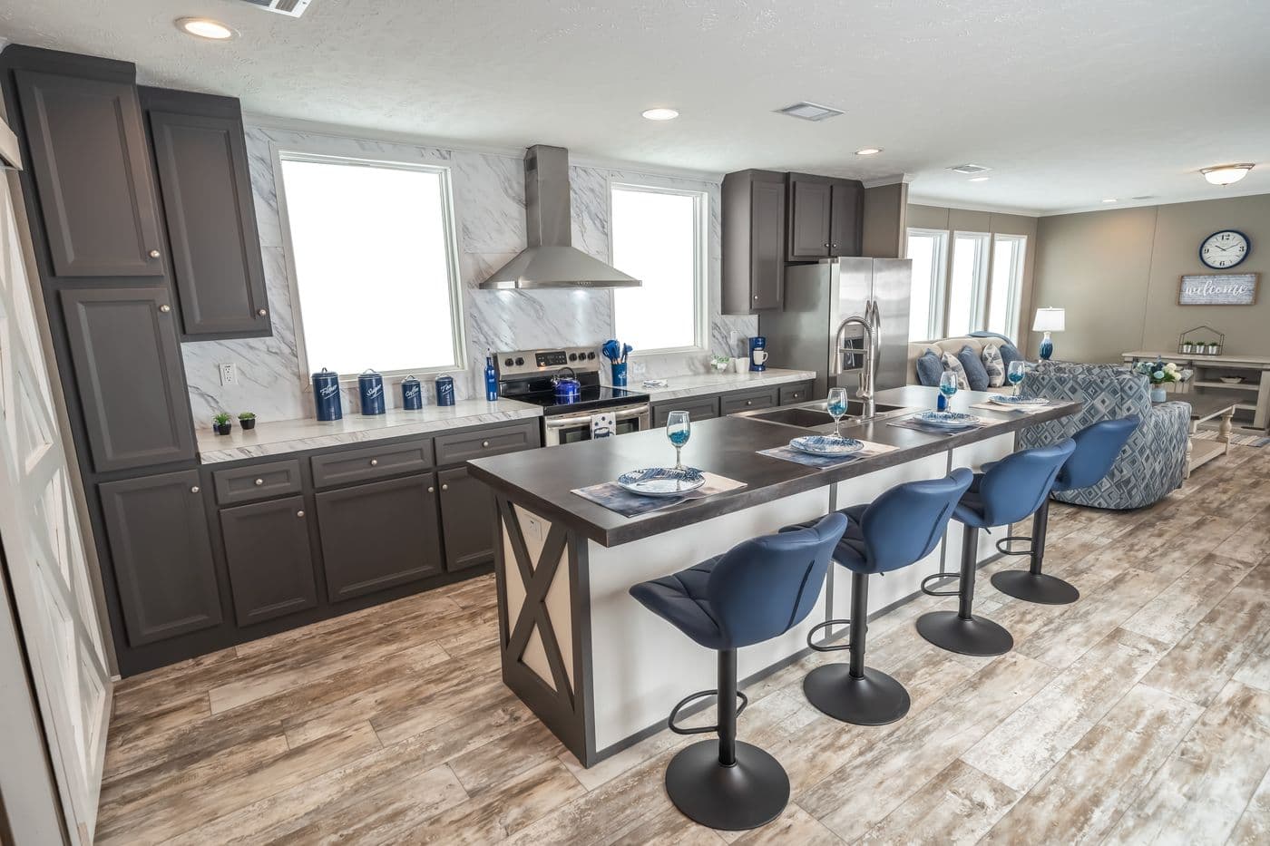 Major kitchen home features
